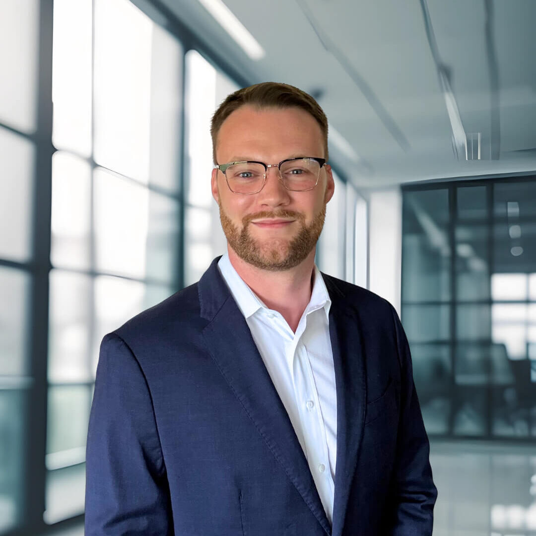 Matt Huefner Headshot